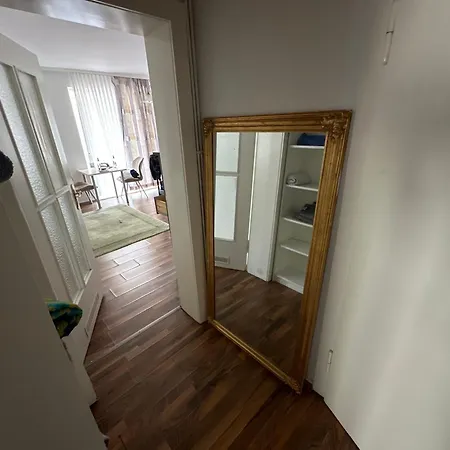Apartment Apartment